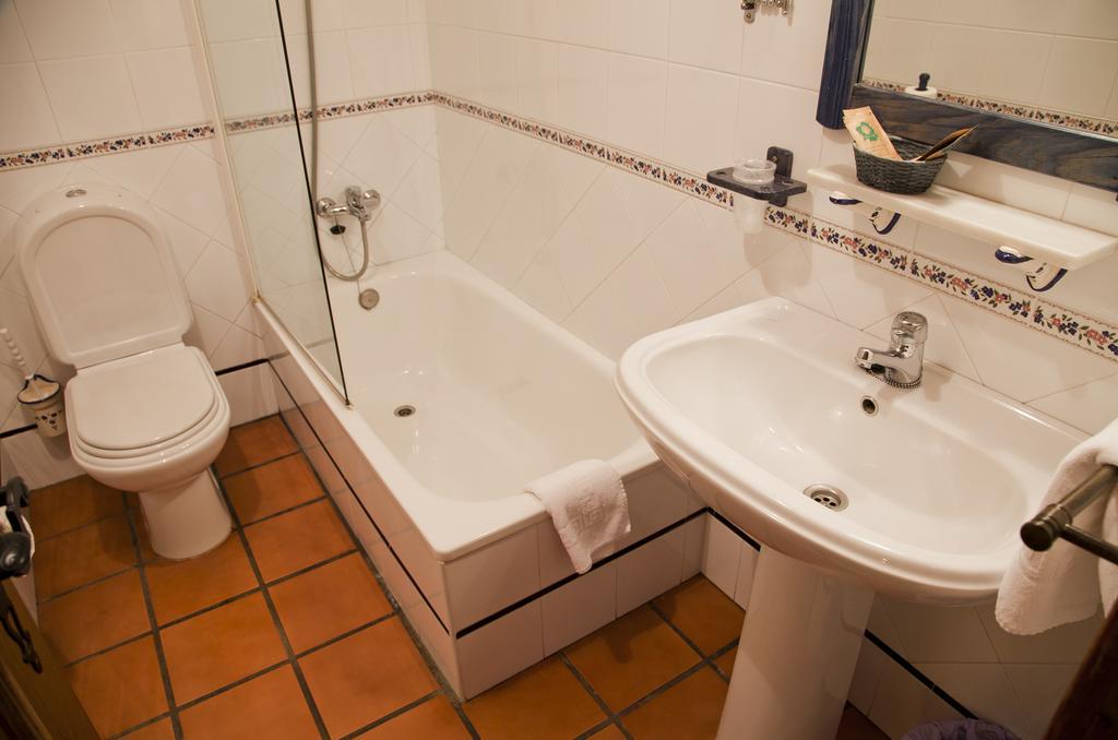 Hostal Pazo de Andeade Habitación foto